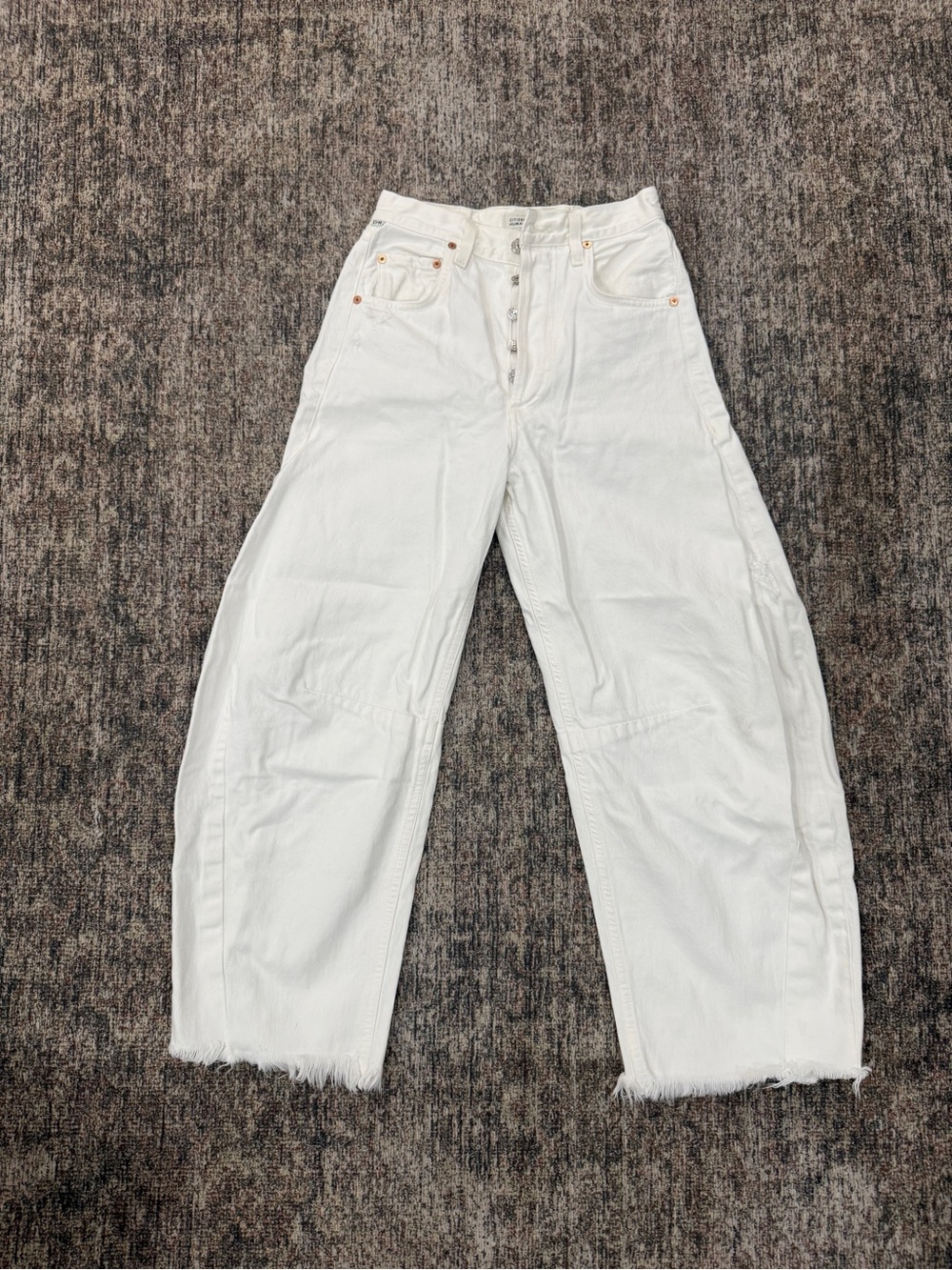 Citizens of Humanity Horseshoe White Jean | sz 24 - Picture 2 of 7